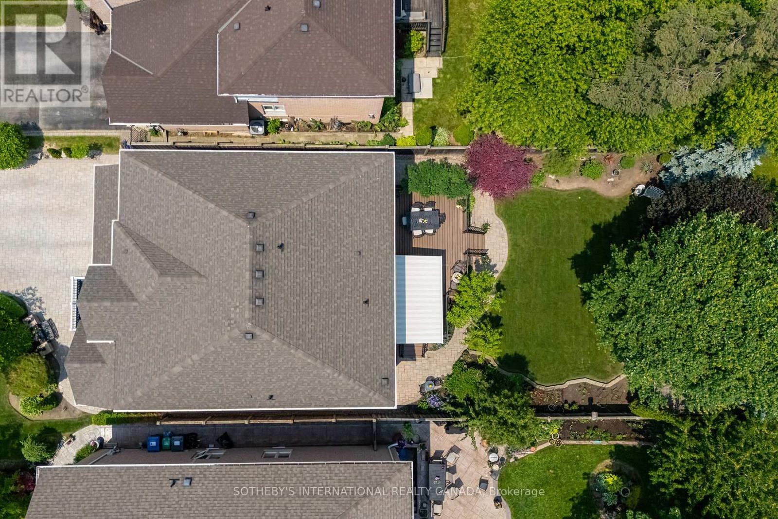 5 Xavier Court, Brampton (bram West), Ontario