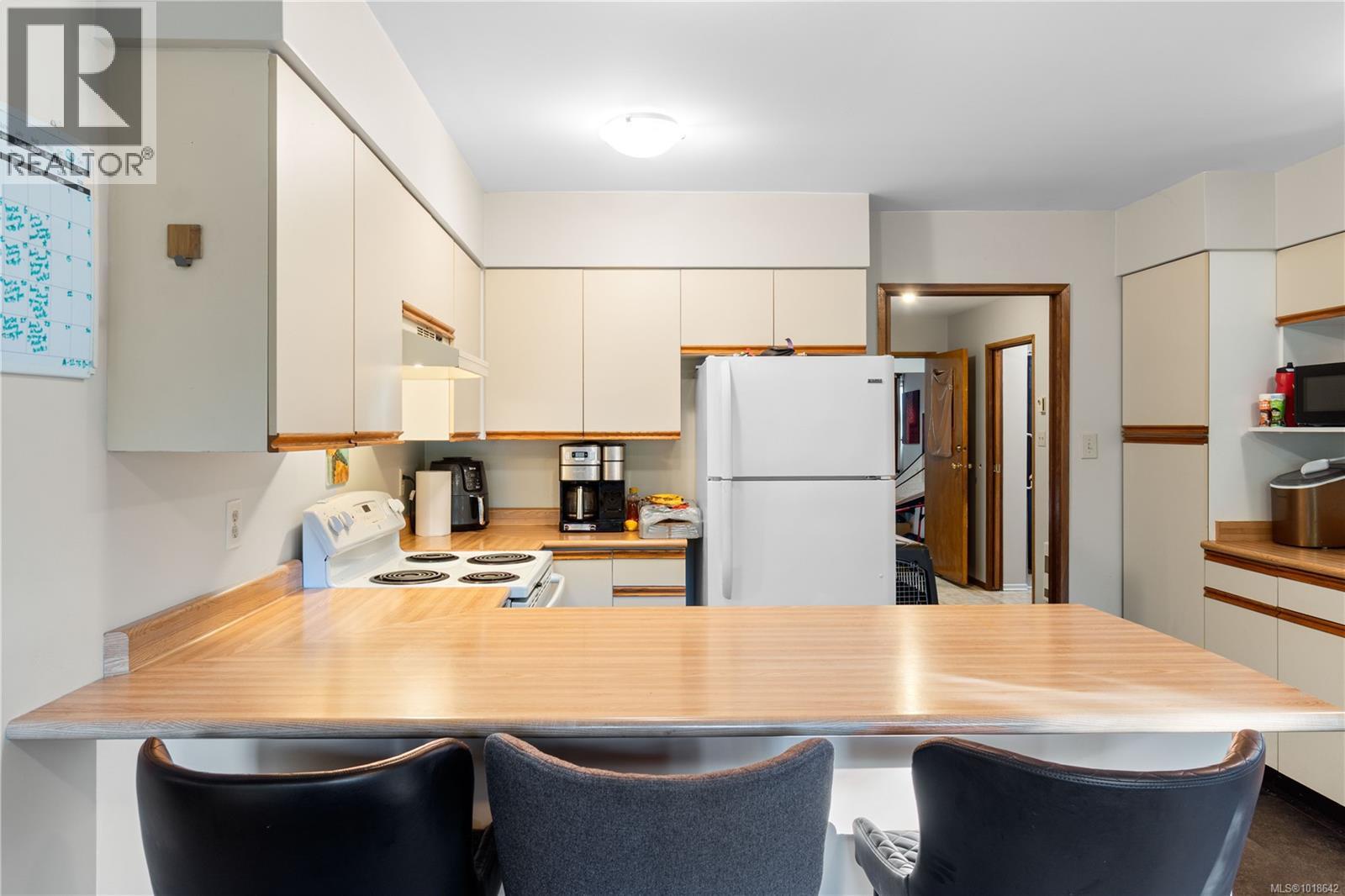 5378 Rutherford Rd, Nanaimo, British Columbia