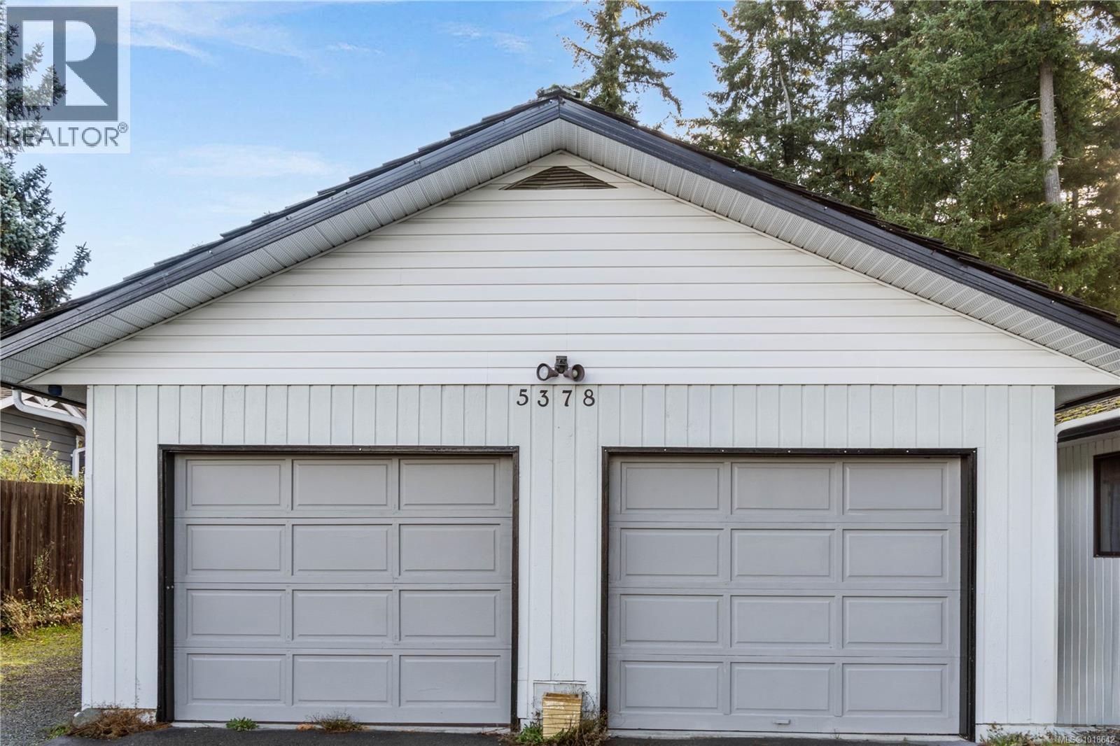 5378 Rutherford Rd, Nanaimo, British Columbia