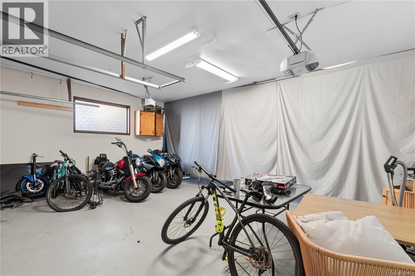 5378 Rutherford Rd, Nanaimo, British Columbia