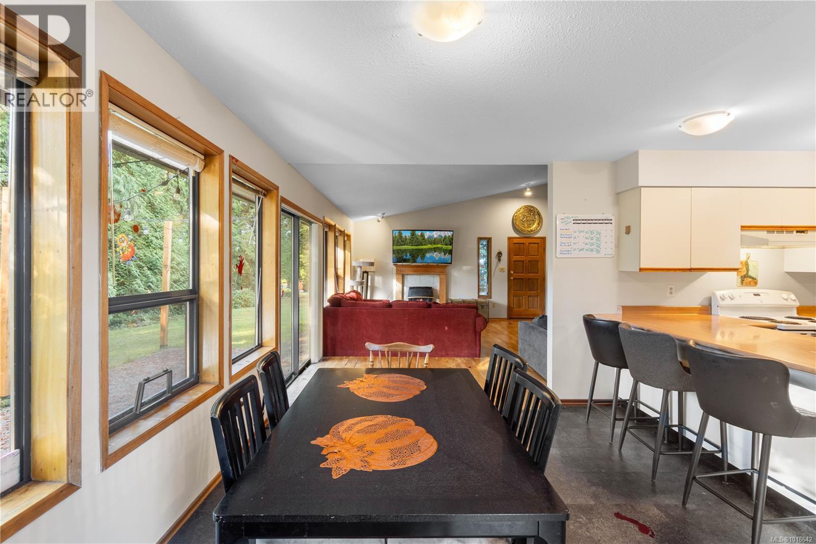 5378 Rutherford Rd, Nanaimo, British Columbia