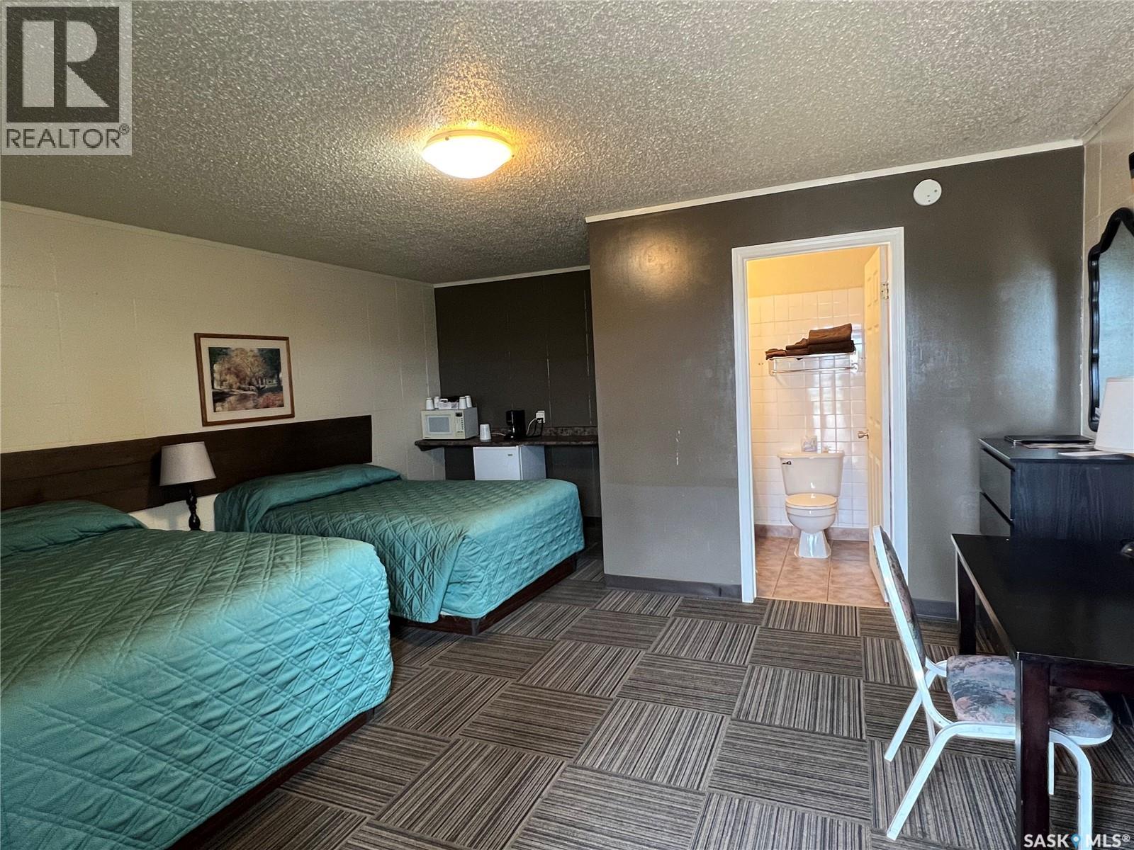 412 9th Street W, Meadow Lake, Saskatchewan