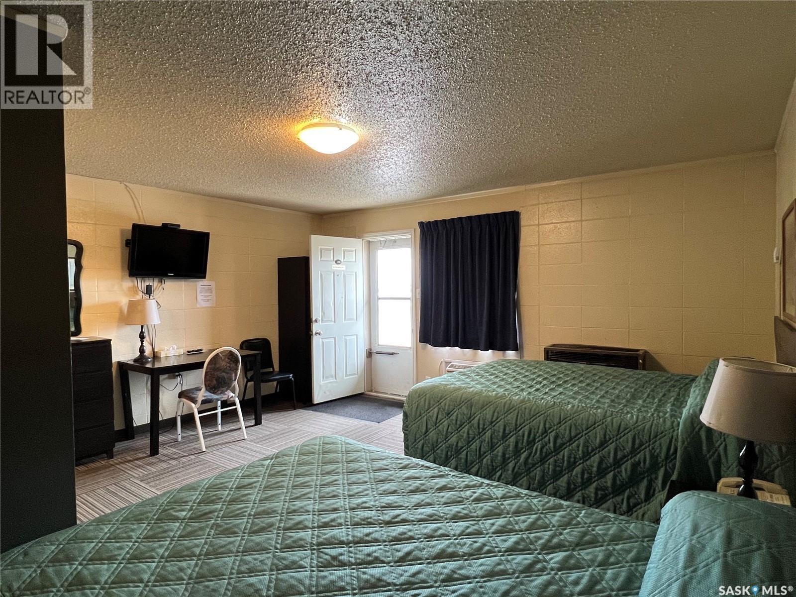 412 9th Street W, Meadow Lake, Saskatchewan