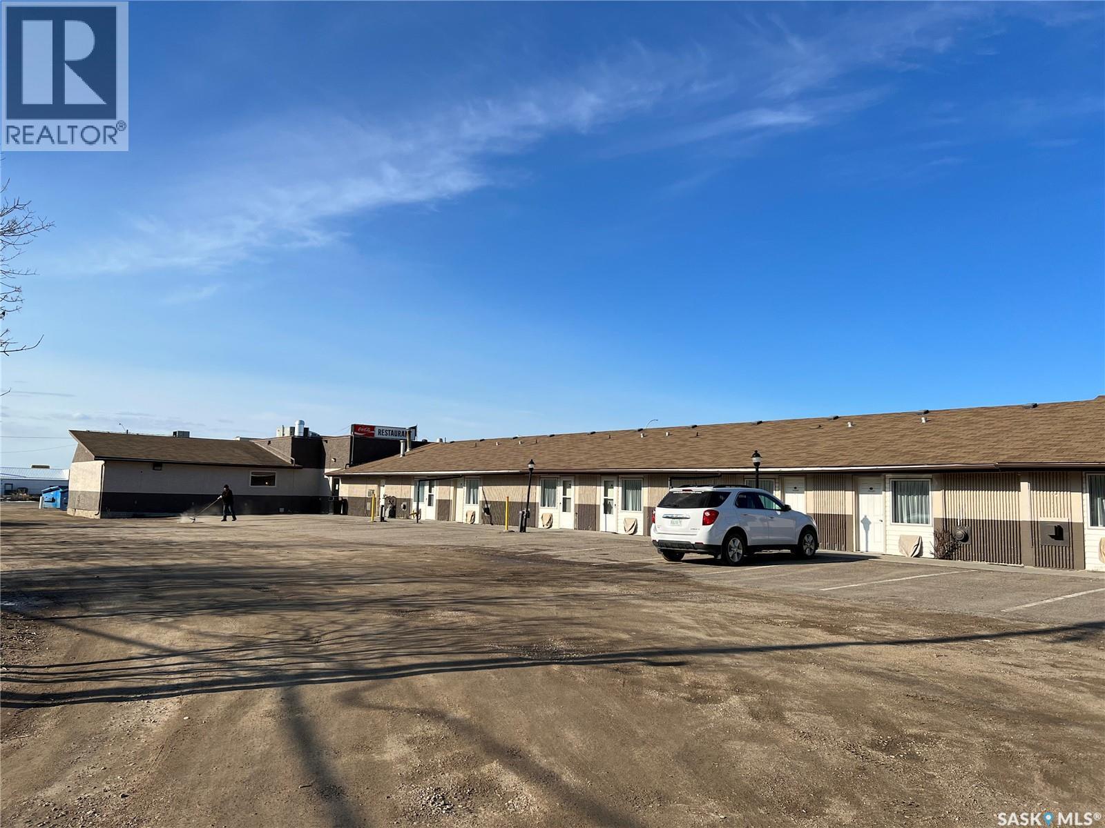 412 9th Street W, Meadow Lake, Saskatchewan