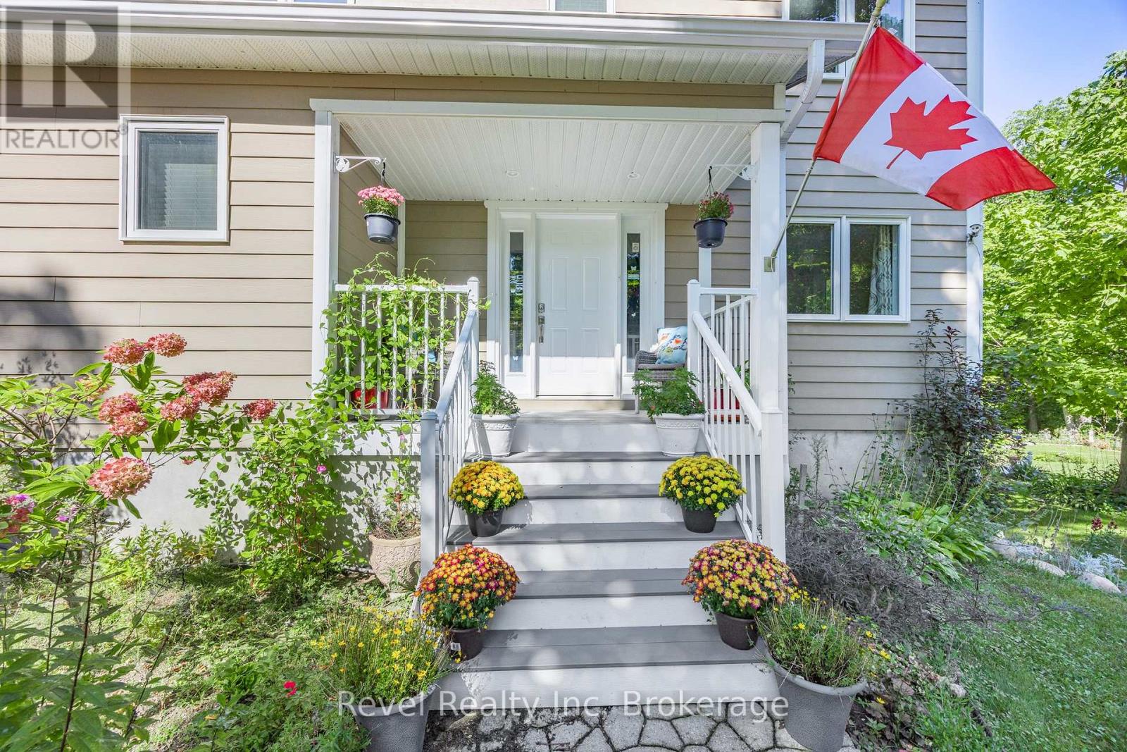 10 Musquake Court, Tiny, Ontario