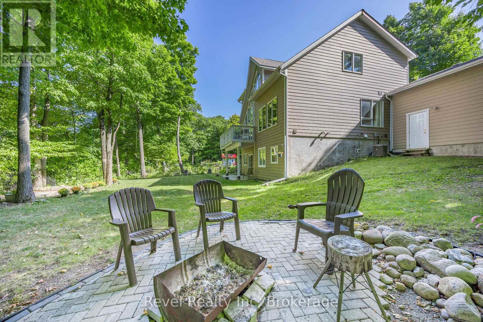 10 Musquake Court, Tiny, Ontario