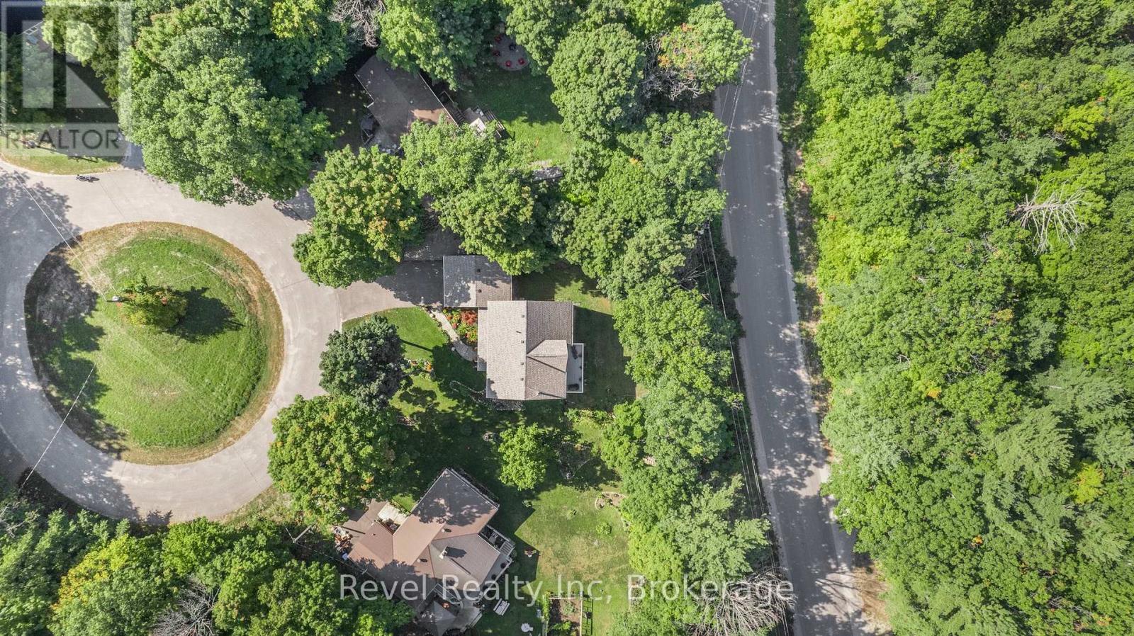 10 Musquake Court, Tiny, Ontario