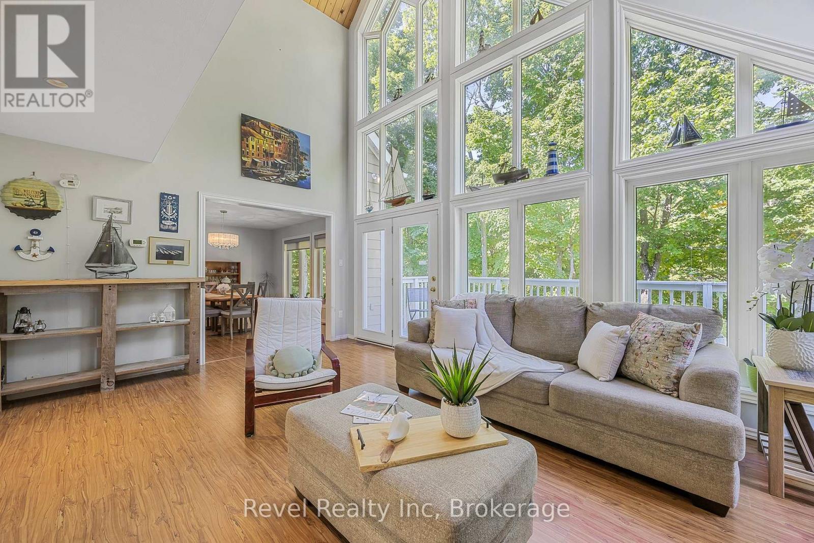 10 Musquake Court, Tiny, Ontario