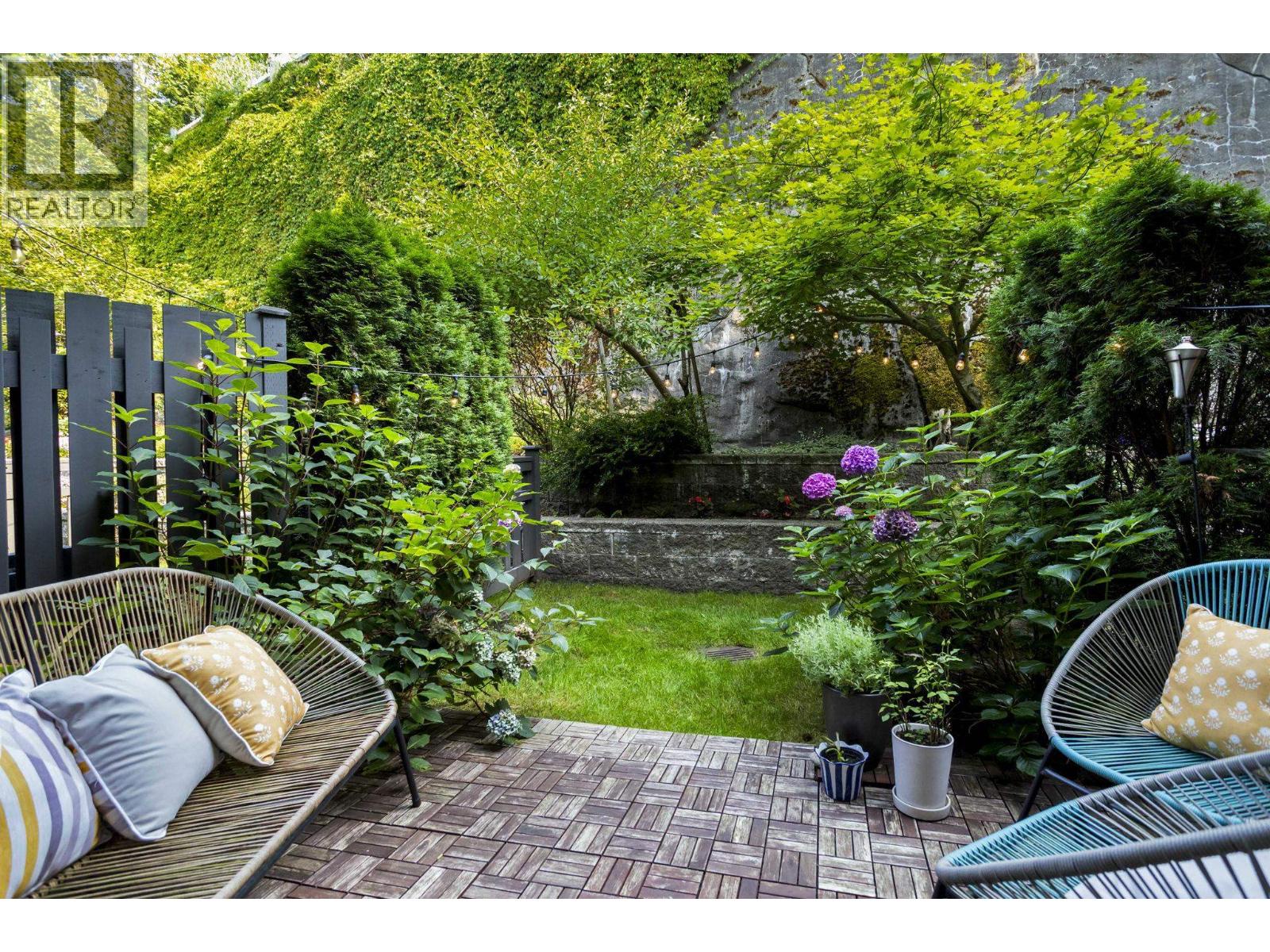 5 55 Hawthorn Drive, Port Moody, British Columbia