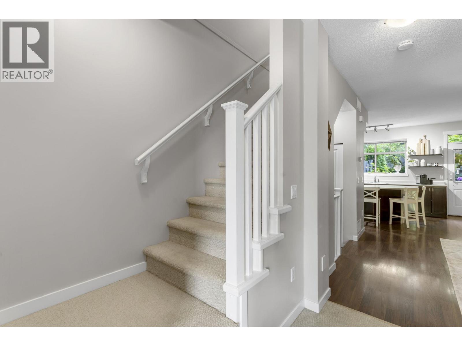 5 55 Hawthorn Drive, Port Moody, British Columbia