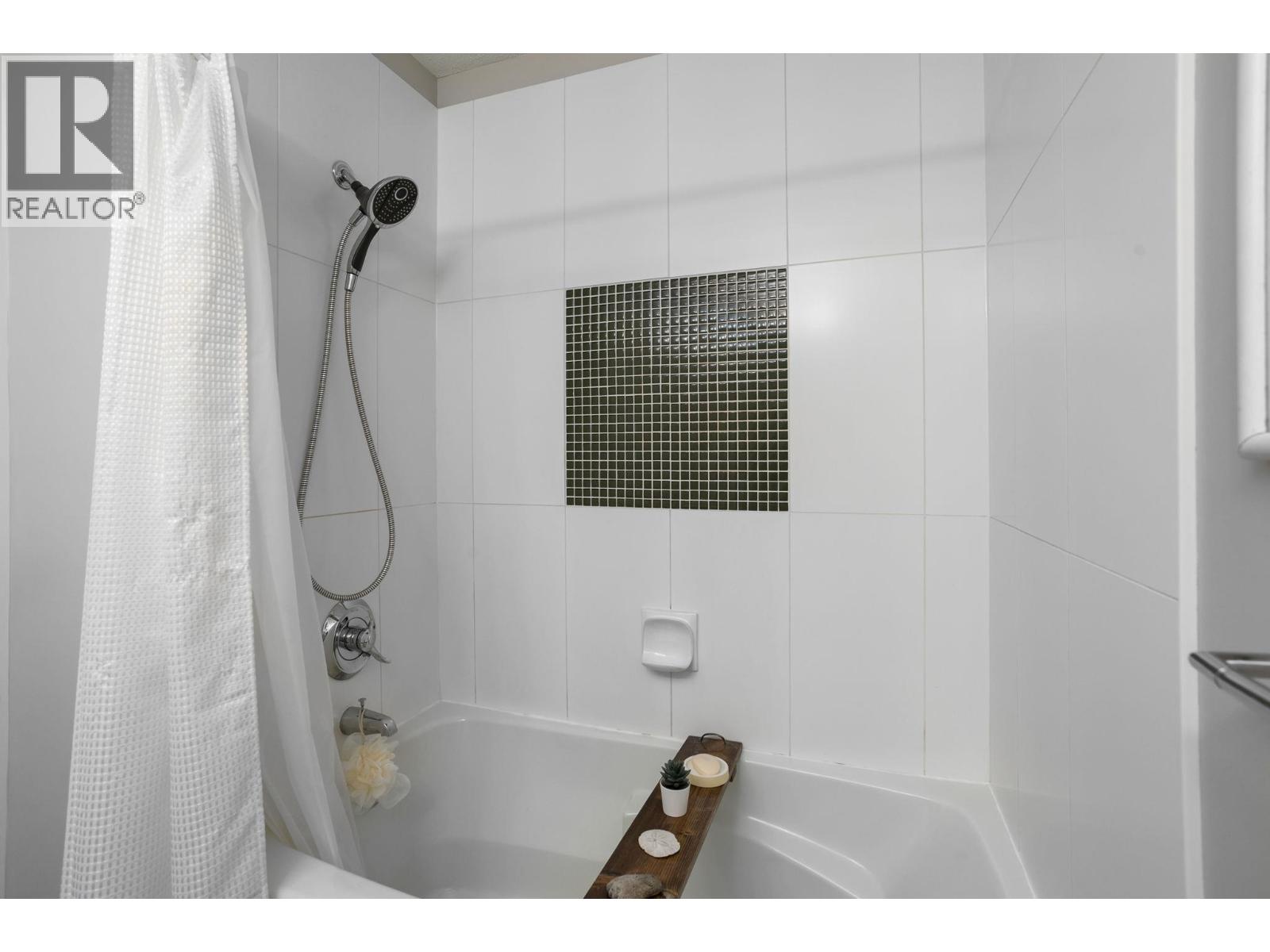 5 55 Hawthorn Drive, Port Moody, British Columbia