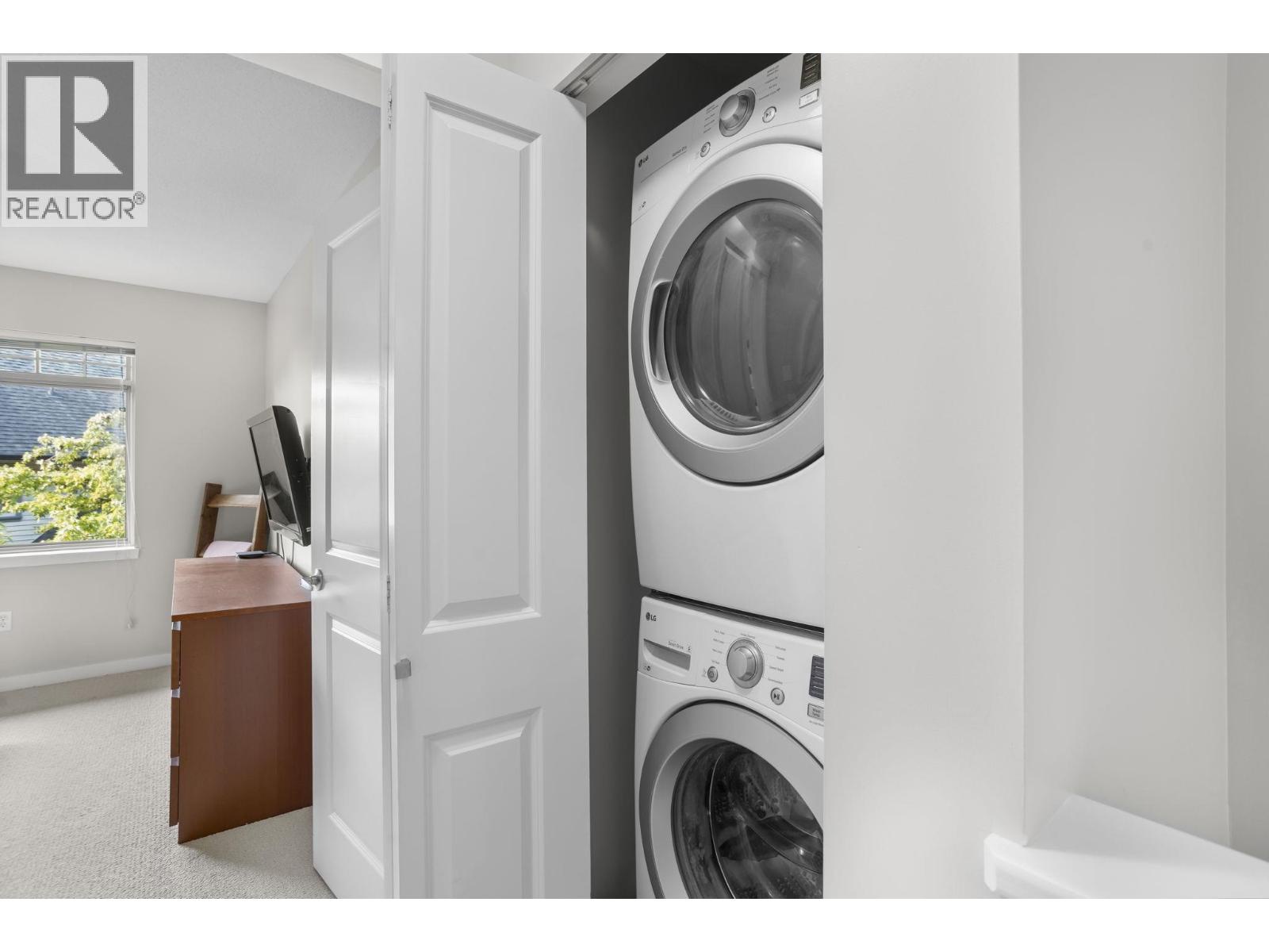 5 55 Hawthorn Drive, Port Moody, British Columbia