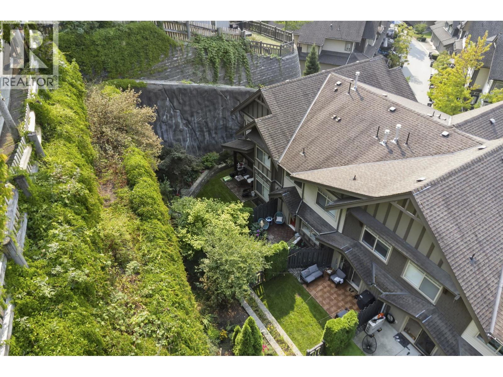 5 55 Hawthorn Drive, Port Moody, British Columbia