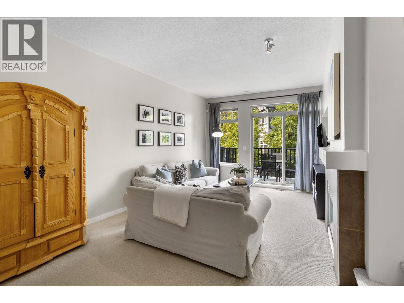 5 55 Hawthorn Drive, Port Moody, British Columbia