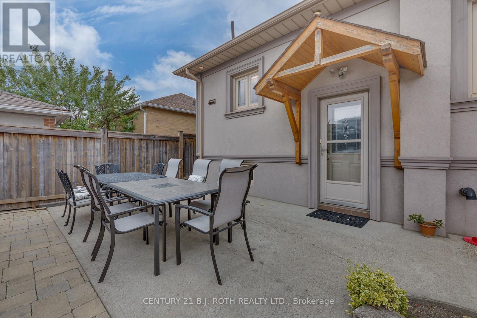 193 Epsom Downs Drive, Toronto (downsview-roding-cfb), Ontario