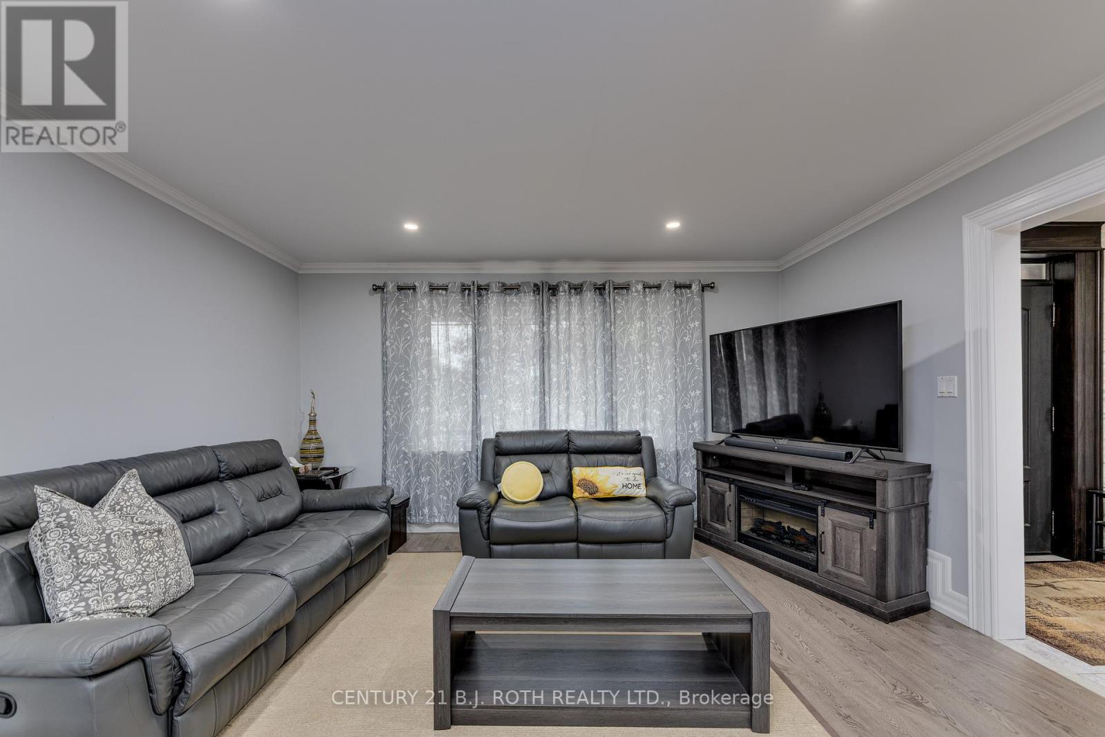 193 Epsom Downs Drive, Toronto (downsview-roding-cfb), Ontario