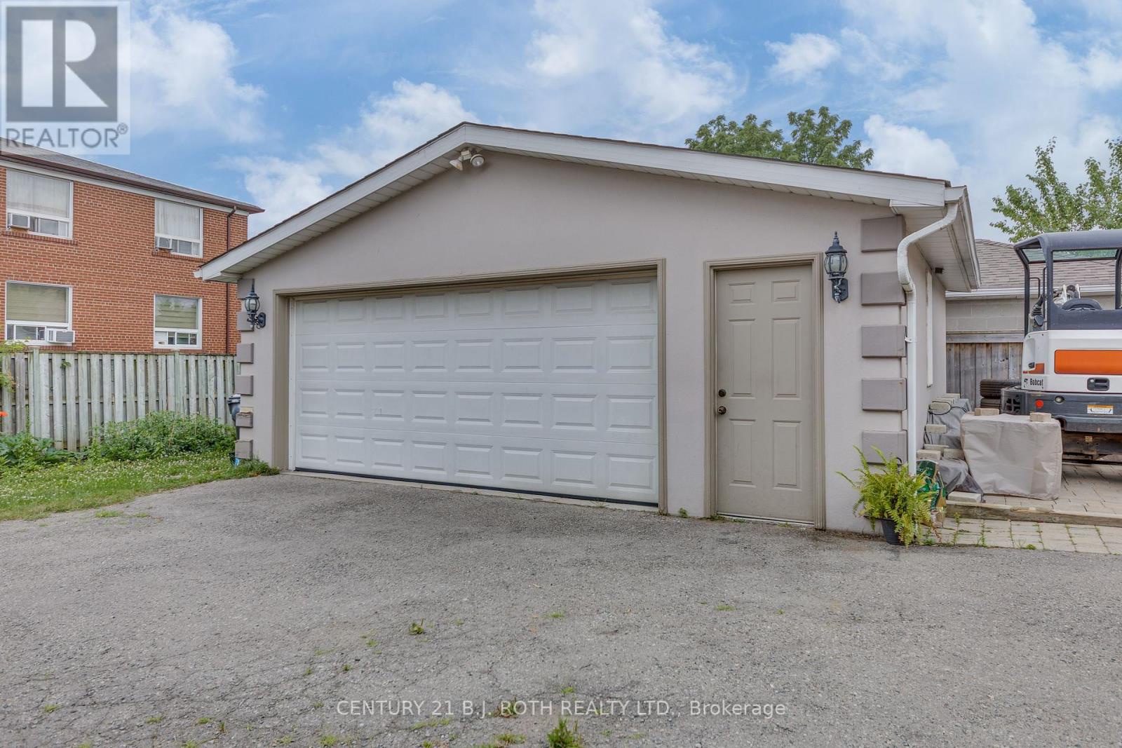 193 Epsom Downs Drive, Toronto (downsview-roding-cfb), Ontario