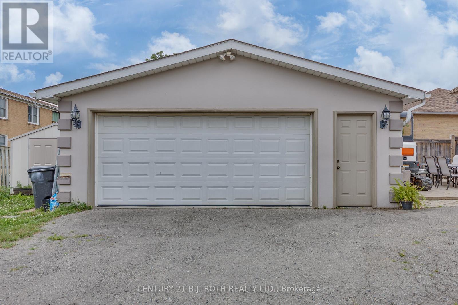 193 Epsom Downs Drive, Toronto (downsview-roding-cfb), Ontario