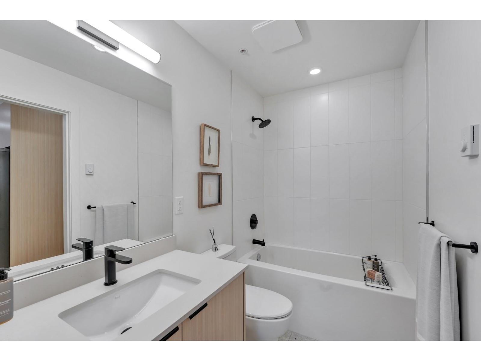 A307 5360 204th Street, Langley, British Columbia