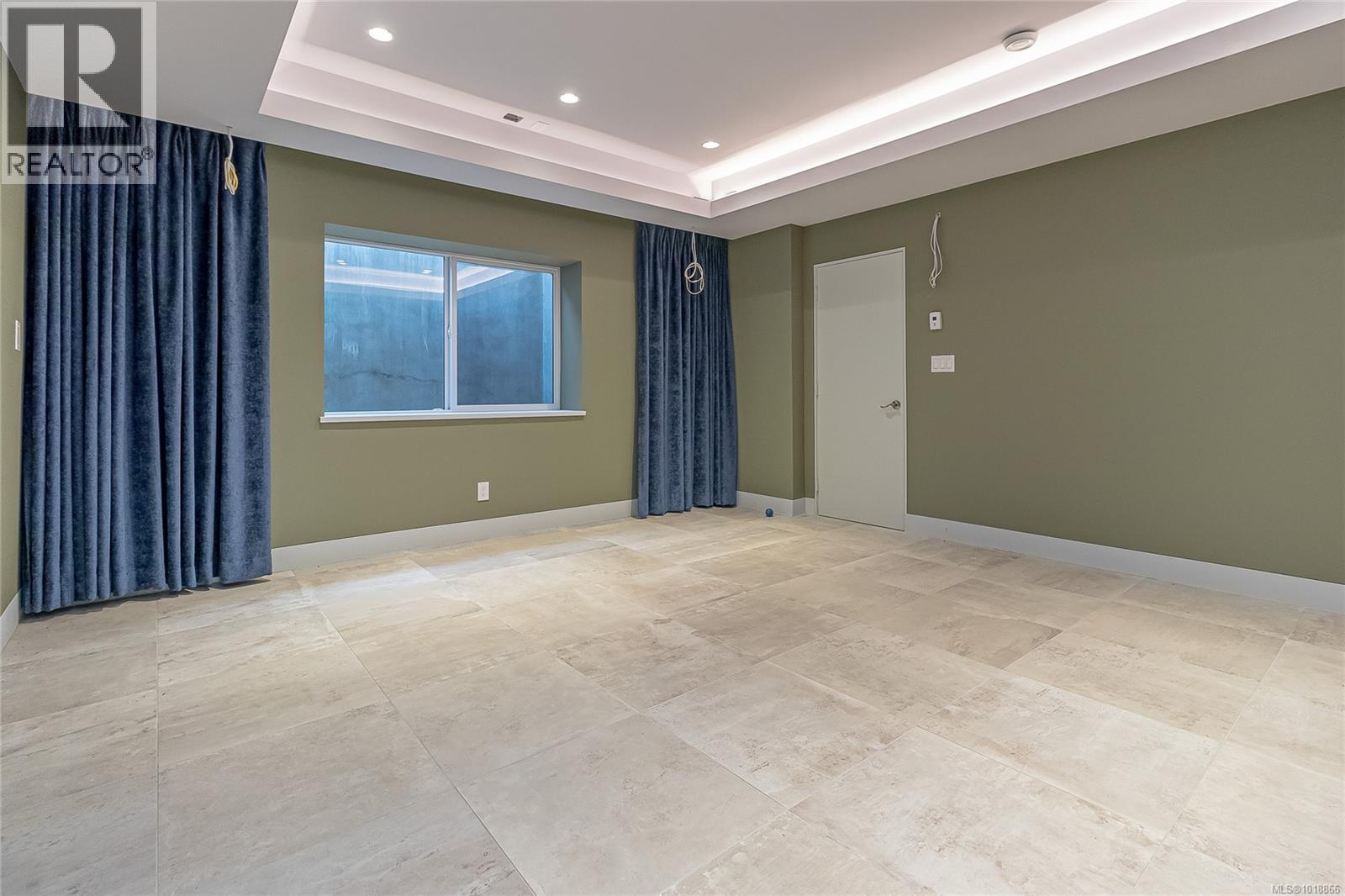 2328 Dunlevy St, Oak Bay, British Columbia