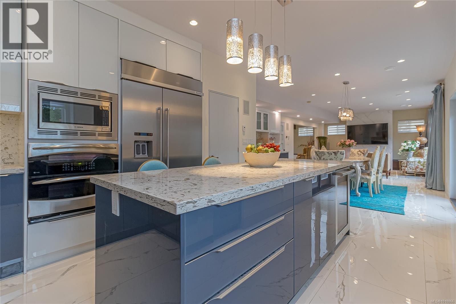 2328 Dunlevy St, Oak Bay, British Columbia