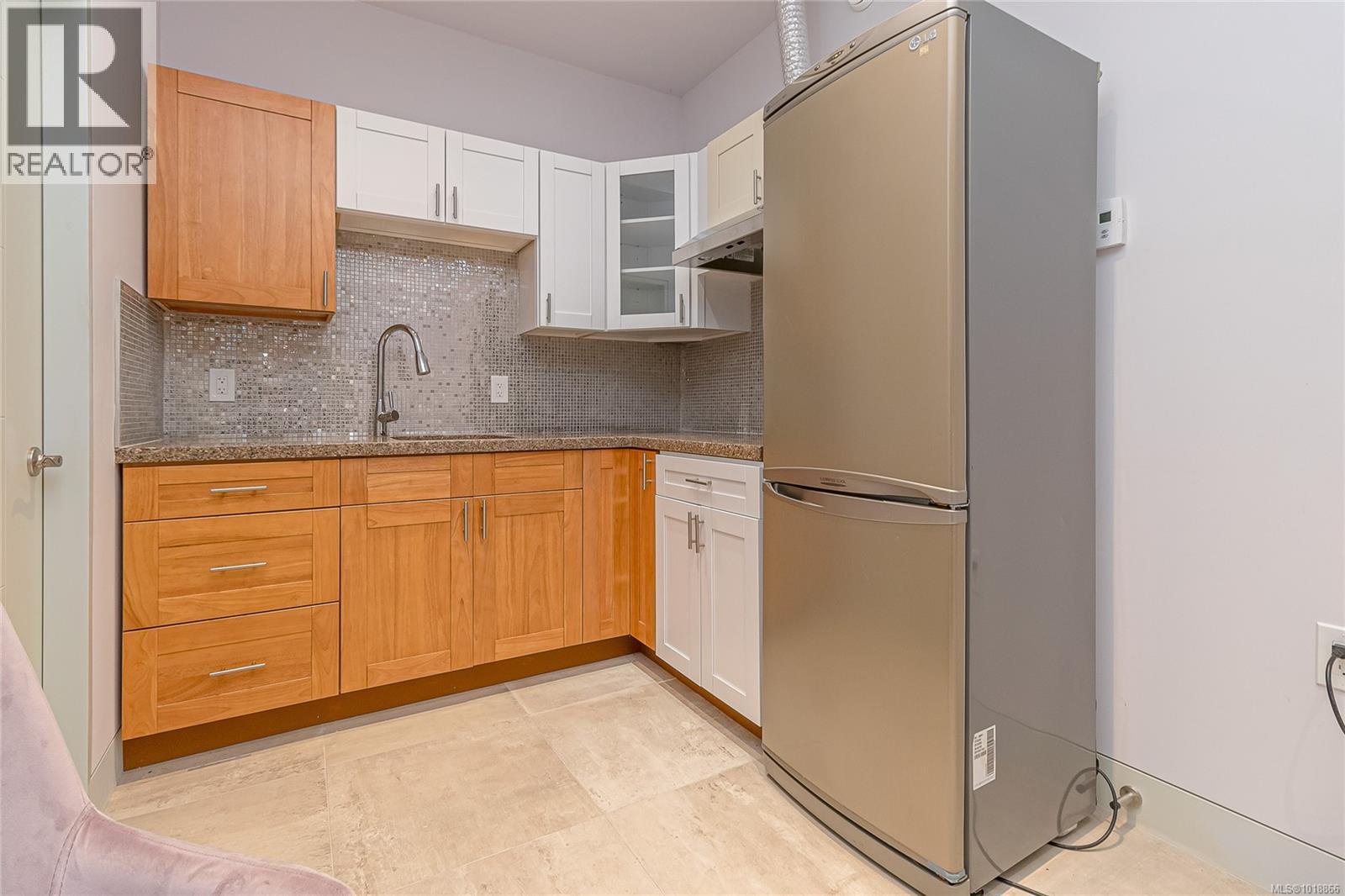 2328 Dunlevy St, Oak Bay, British Columbia