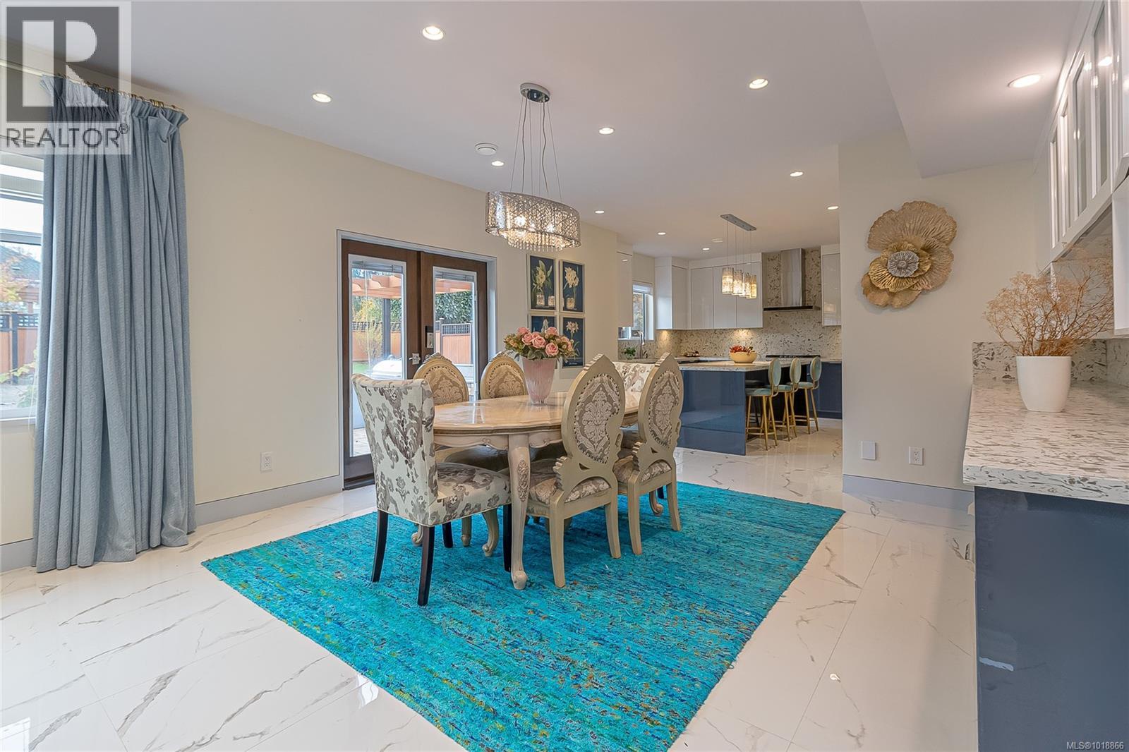 2328 Dunlevy St, Oak Bay, British Columbia