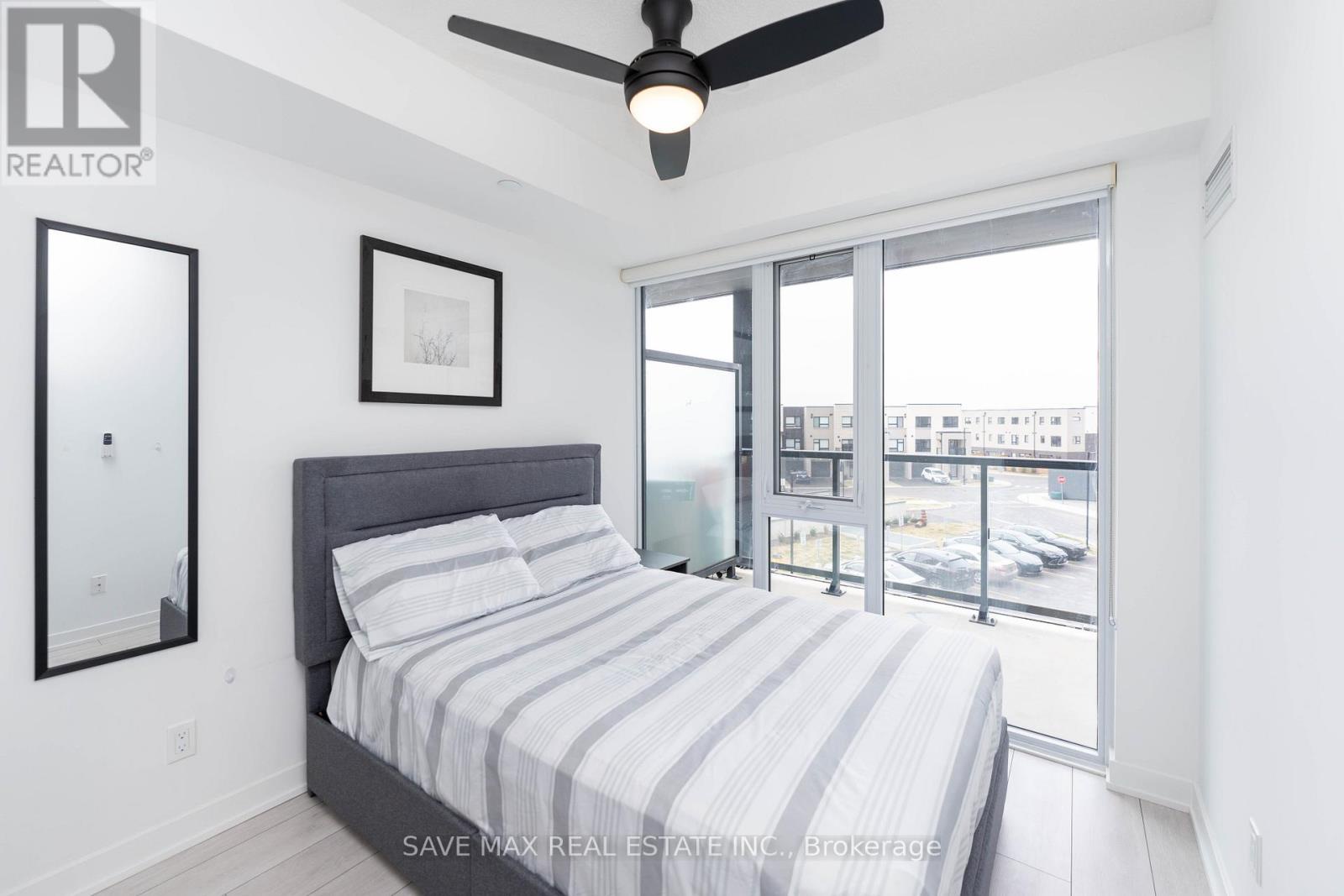 B317 - 3200 Dakota Common, Burlington (alton), Ontario