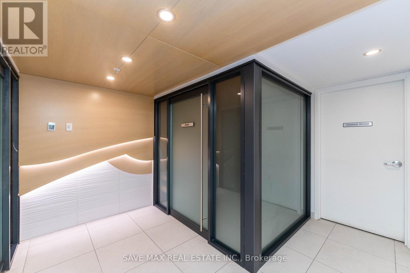 B317 - 3200 Dakota Common, Burlington (alton), Ontario