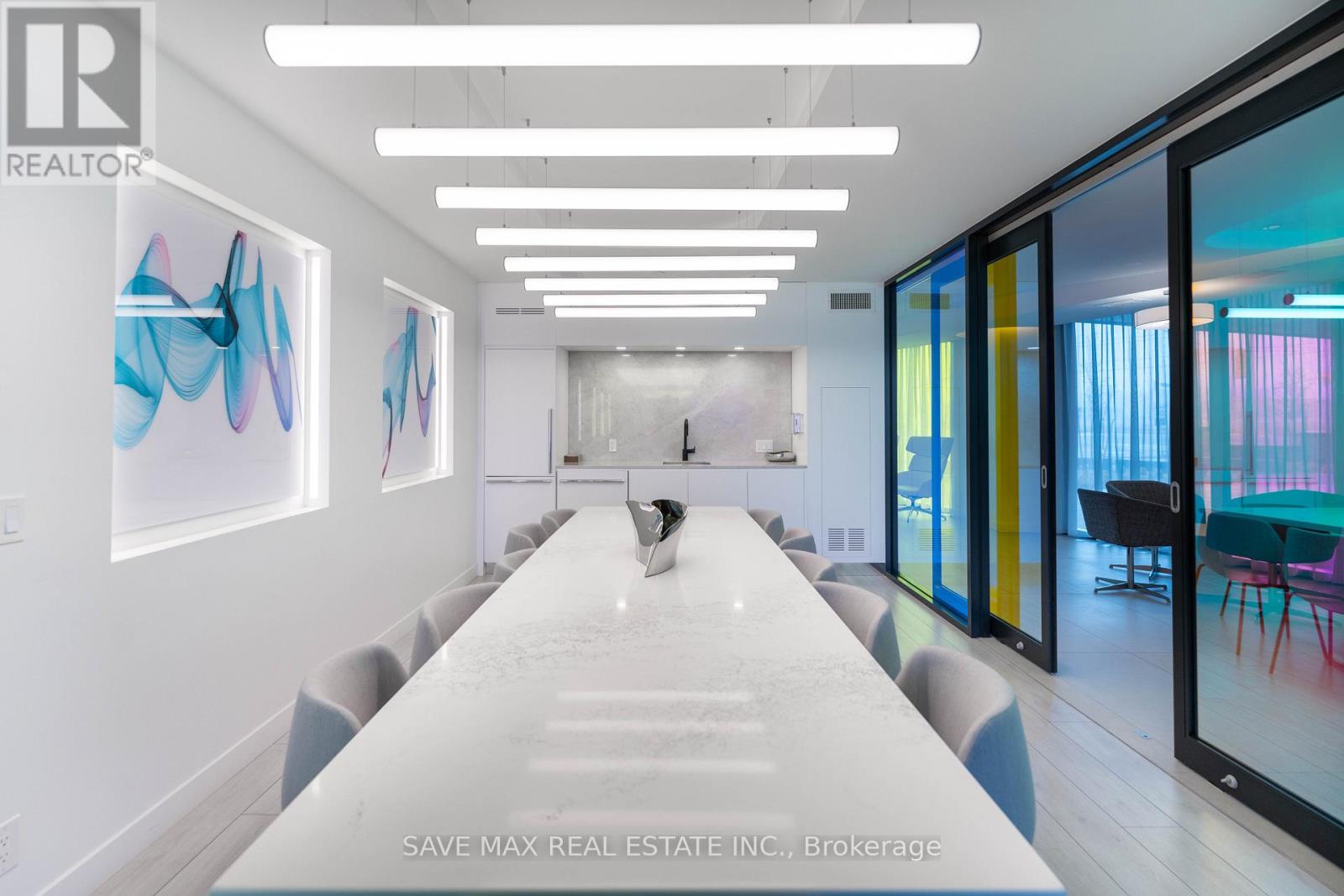 B317 - 3200 Dakota Common, Burlington (alton), Ontario