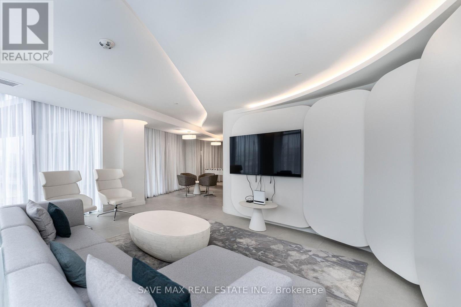 B317 - 3200 Dakota Common, Burlington (alton), Ontario