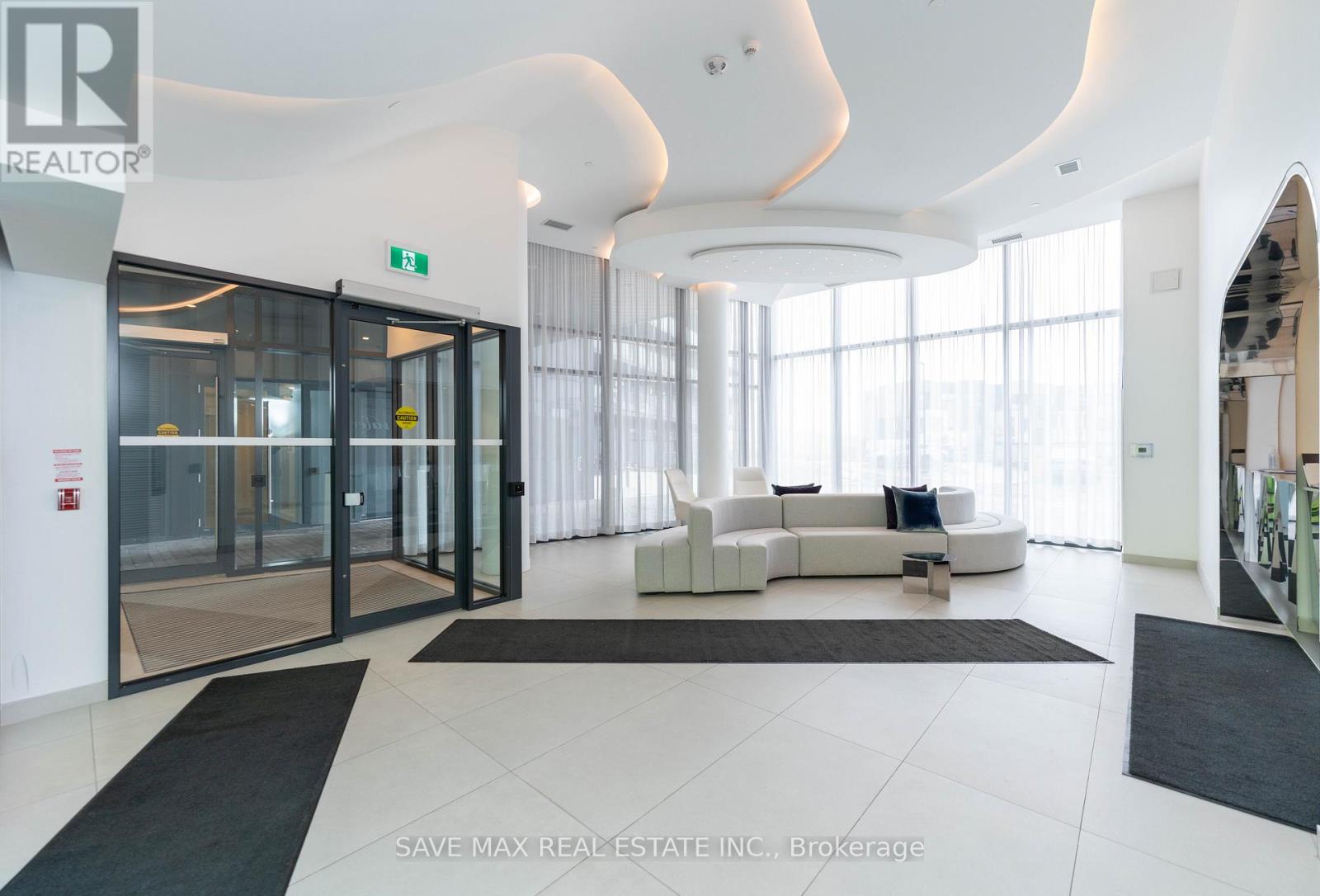 B317 - 3200 Dakota Common, Burlington (alton), Ontario