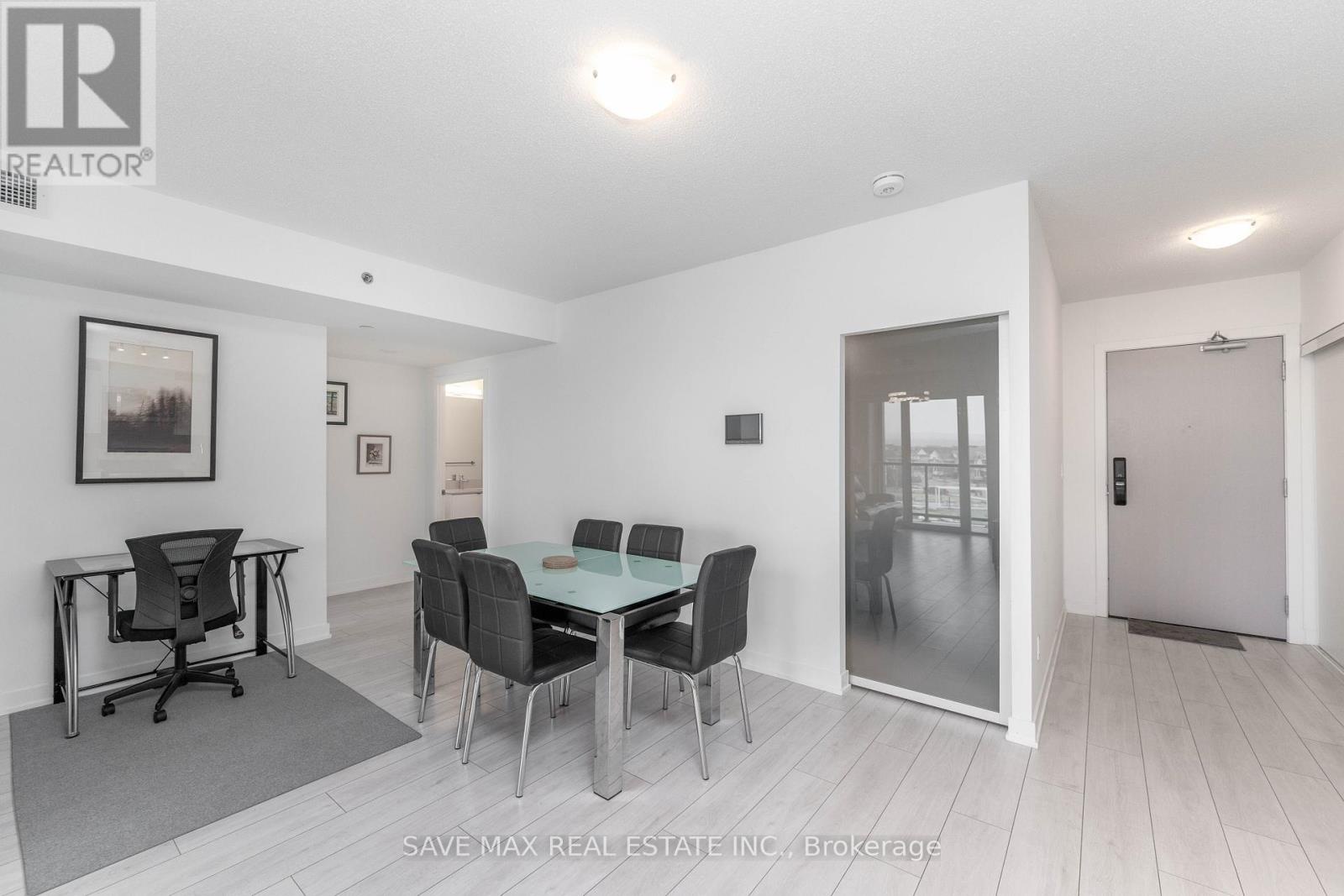 B317 - 3200 Dakota Common, Burlington (alton), Ontario