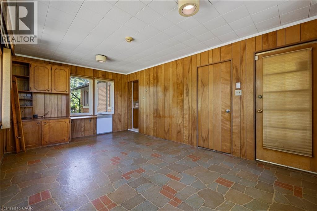 40 Bertram Drive, Dundas, Ontario