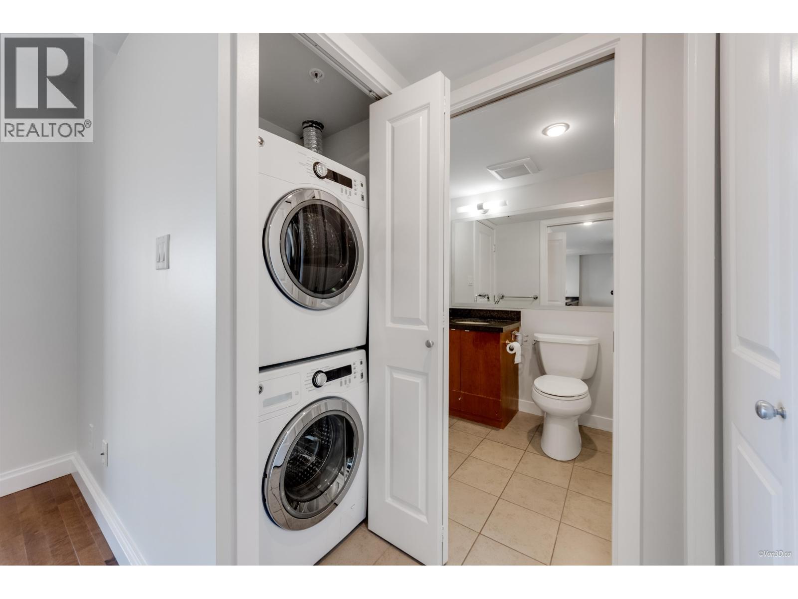 1707 9188 Hemlock Drive, Richmond, British Columbia