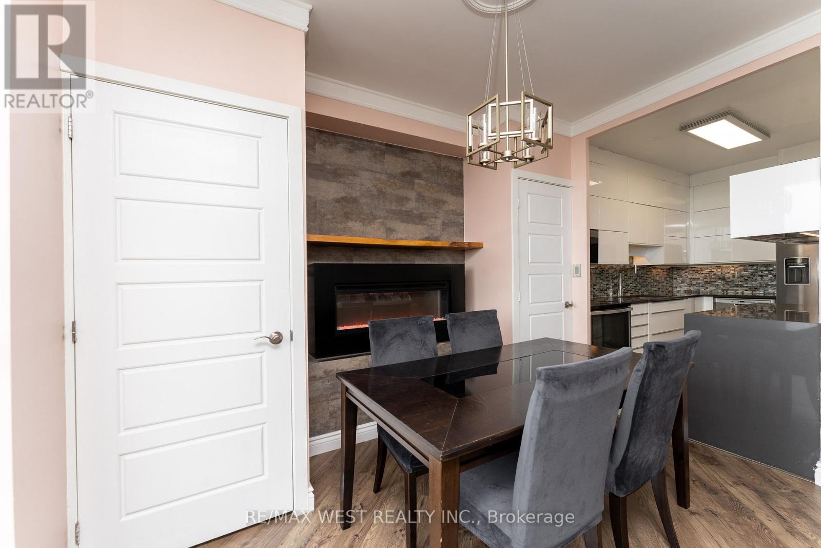 Ph5 - 5 Massey Square, Toronto (crescent Town), Ontario