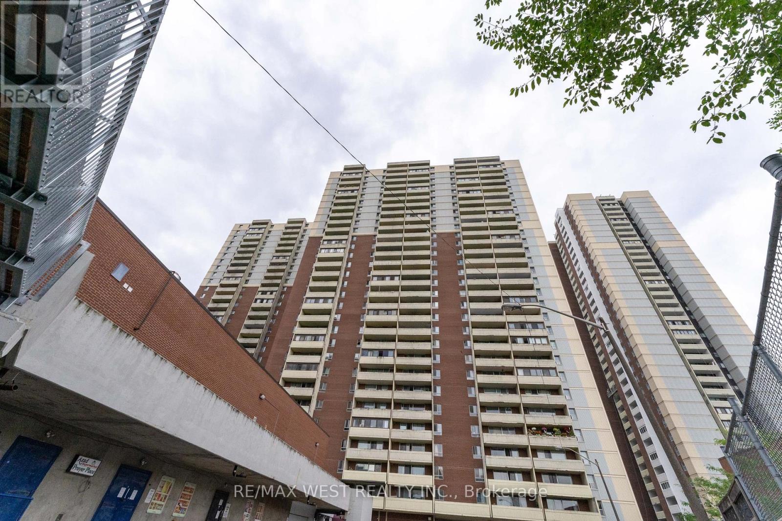 Ph5 - 5 Massey Square, Toronto (crescent Town), Ontario