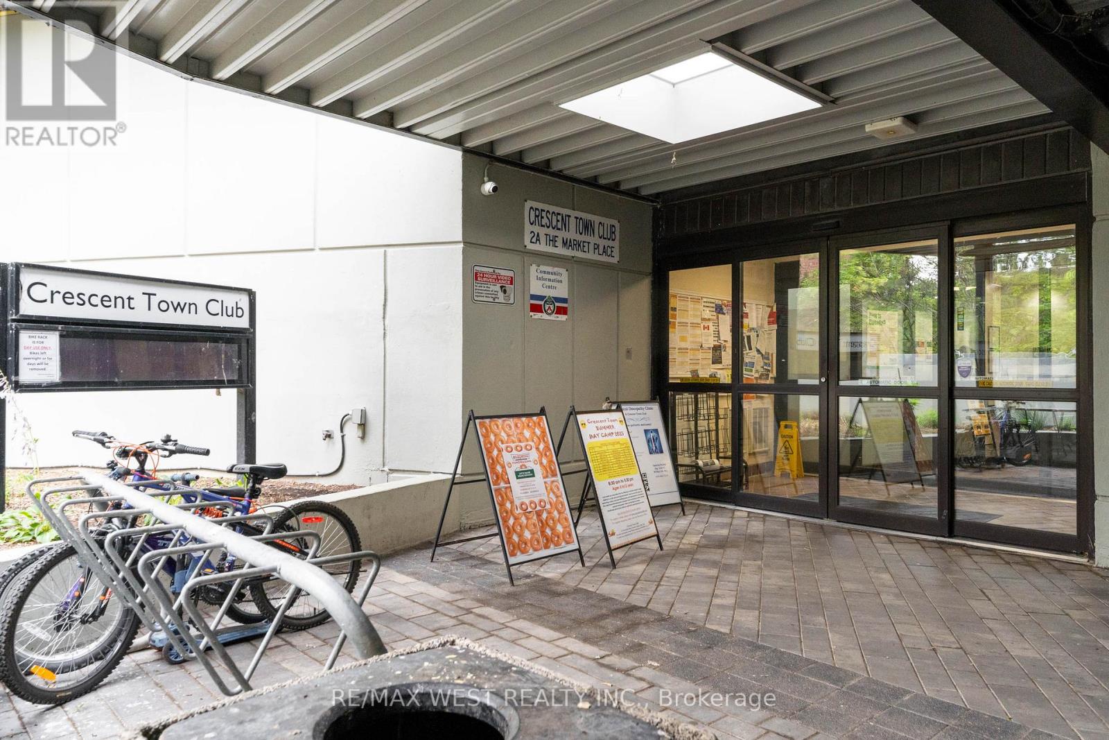 Ph5 - 5 Massey Square, Toronto (crescent Town), Ontario