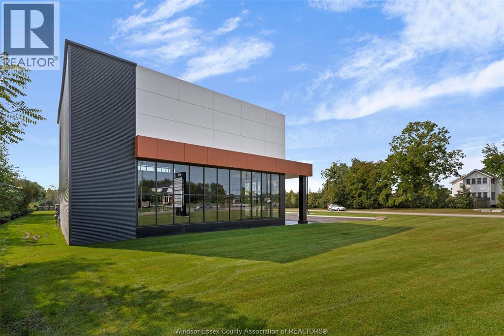 475 Seacliff Drive, Kingsville, Ontario