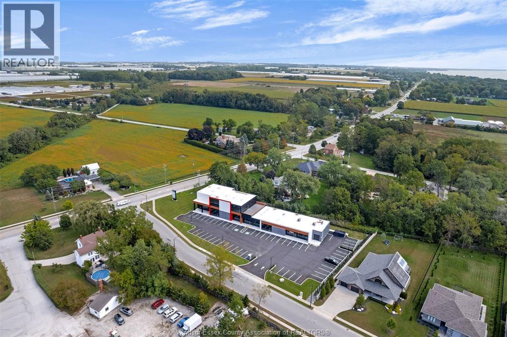 475 Seacliff Drive, Kingsville, Ontario