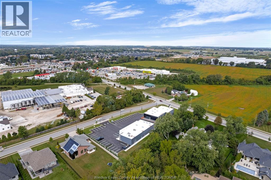 475 Seacliff Drive, Kingsville, Ontario