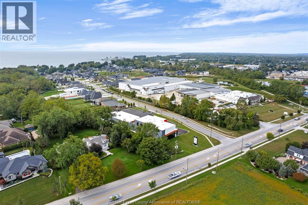 475 Seacliff Drive, Kingsville, Ontario