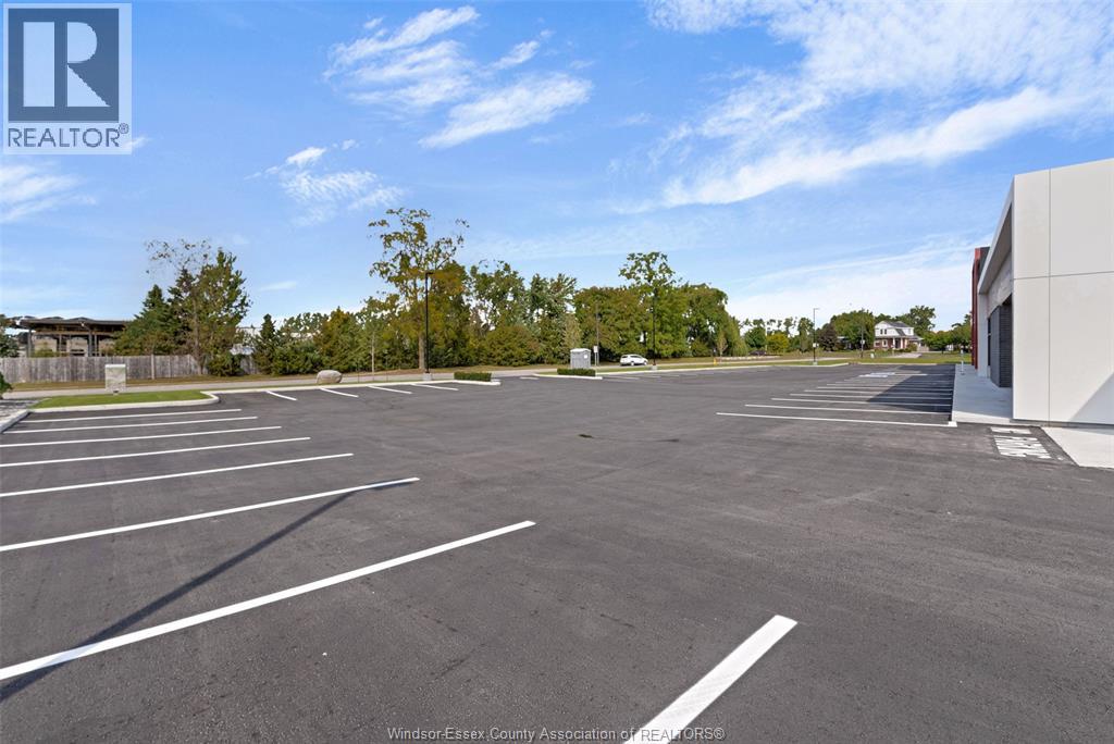 475 Seacliff Drive, Kingsville, Ontario