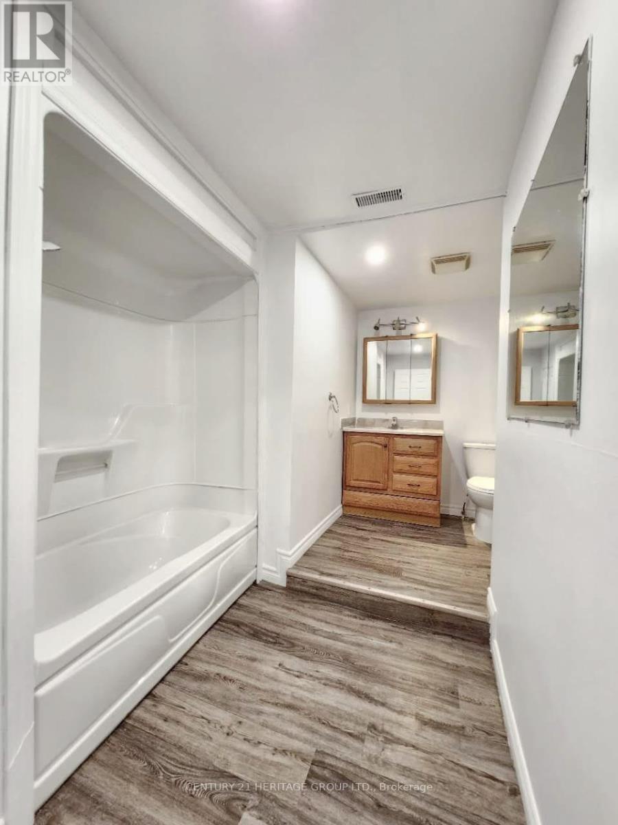 493 Lake Drive S, Georgina (keswick South), Ontario