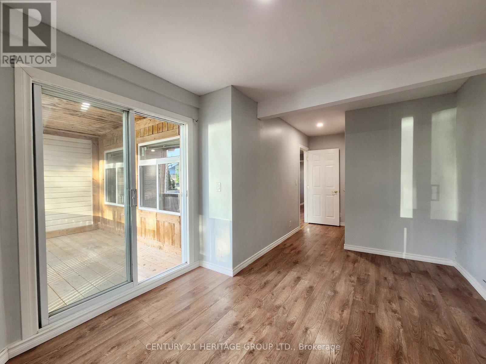 493 Lake Drive S, Georgina (keswick South), Ontario