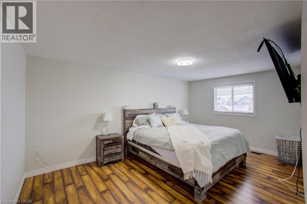 164 Tait Crescent, Fergus, Ontario