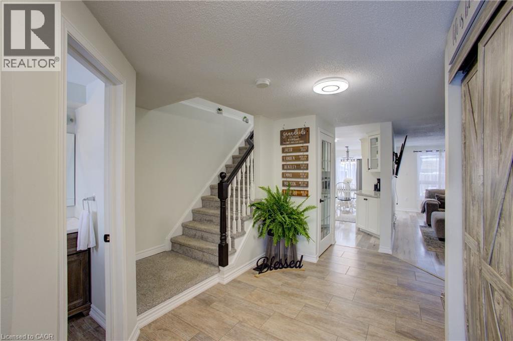 164 Tait Crescent, Fergus, Ontario