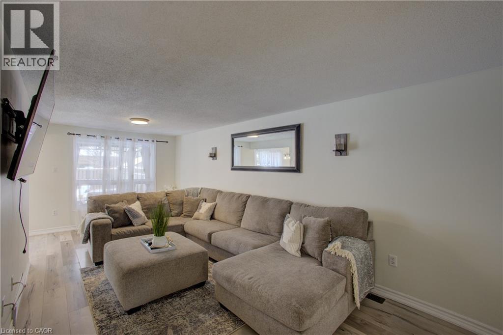 164 Tait Crescent, Fergus, Ontario