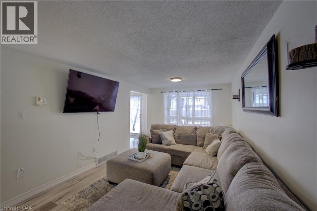 164 Tait Crescent, Fergus, Ontario