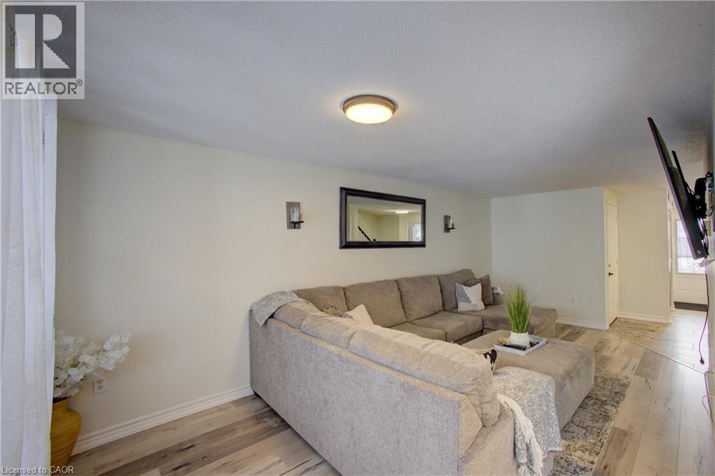 164 Tait Crescent, Fergus, Ontario